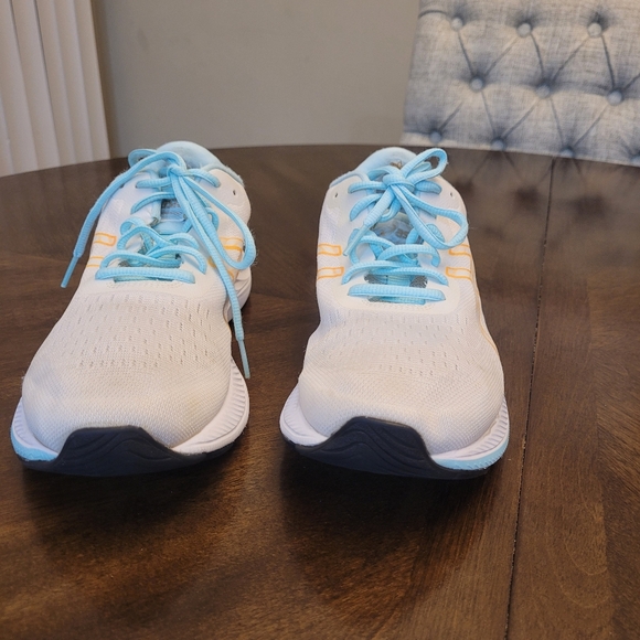 Asics white and Blue Athletic Shoes Gel Excite 11 - Picture 5 of 8